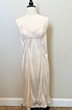 Vintage JCPenney Pink Nylon Full Slip Dress Lace Trim Size Large Sexy Nighty
